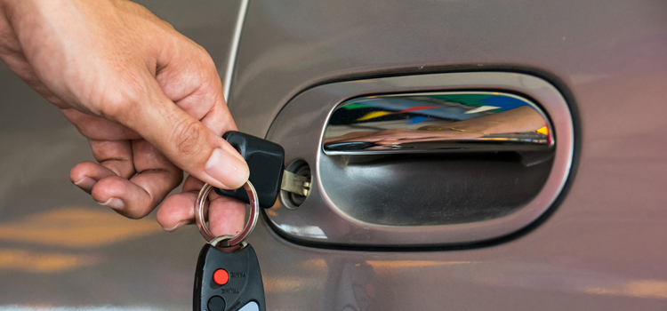 Car door lock repair in Manteca